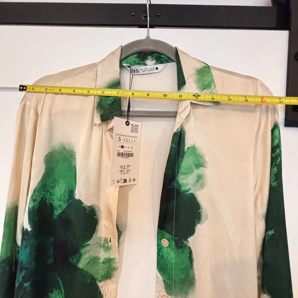 Zara Cream and Green Floral Silk Button-Up Shirt - Picture 8 of 9